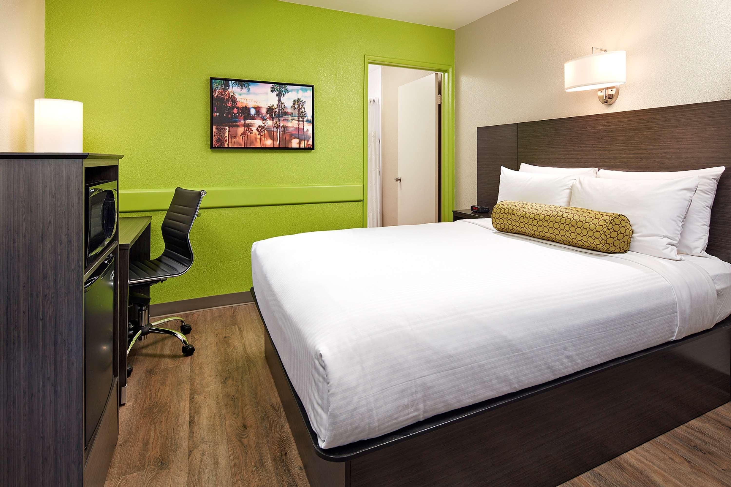 Surestay Hotel By Best Western San Diego Pacific Beach Exterior photo